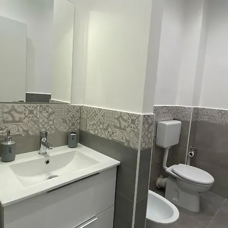 Vacanze Fraemily , Konukevi Palermo