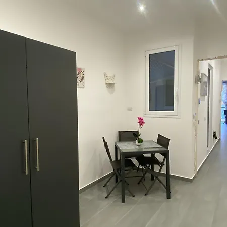 Konukevi Vacanze Fraemily , 3*